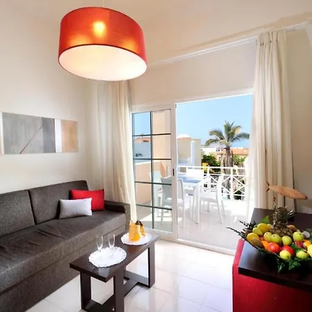 Lf One Bedroom At 400mt Fanabe Beach 阿德耶